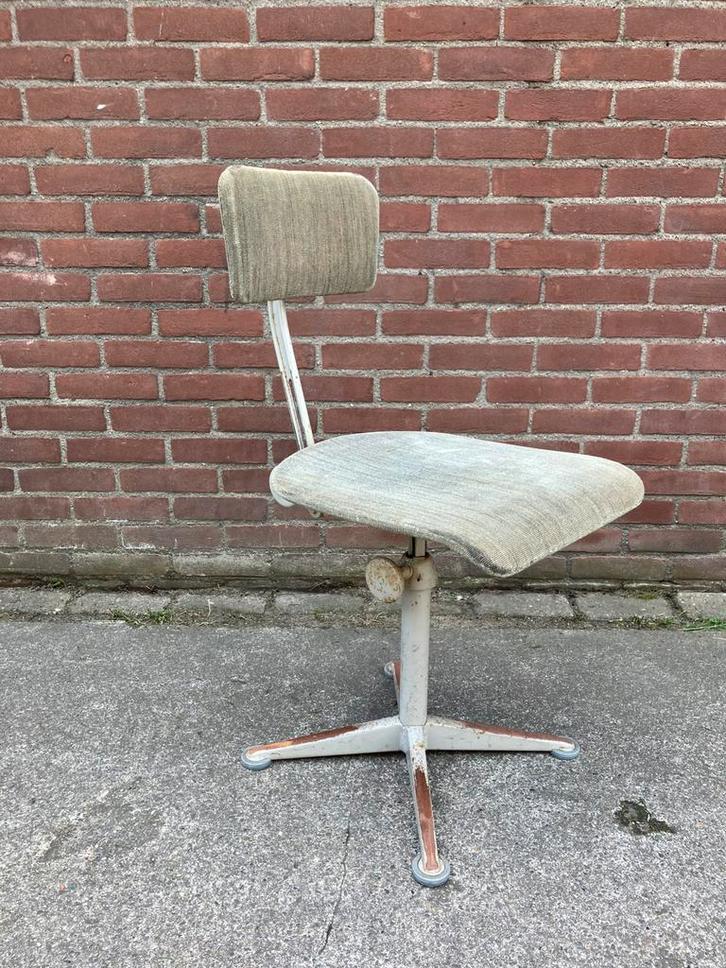 Bureaustoel, vintage, Friso Kramer, Ahrend de Cirkel, 1950s, Antiek en Kunst, Antiek | Meubels | Stoelen en Banken, Ophalen