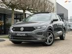 Volkswagen T-Roc 1.5 TSI Sport l PANO l CARPLAY l XENON l AL, Voorwielaandrijving, 4 cilinders, 150 pk, Alcantara