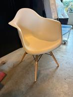 Mooi design stoel, Ophalen, Zo goed als nieuw, Eén