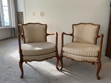Vintage Franse fauteuil jaren 50.( Louis xv) stijl beschikbaar voor biedingen