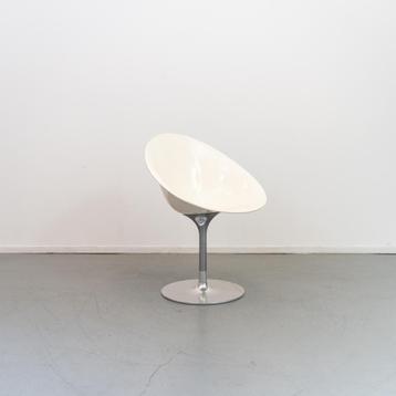 1x Kartell Eros 4835 Draaibare Kuipstoel Wit - Chroom beschikbaar voor biedingen