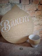 Rustieke broodplank BAKERY met olijven potje, Antiek en Kunst, Ophalen of Verzenden