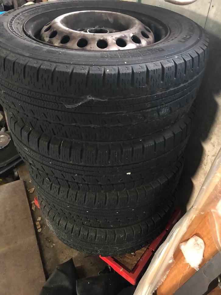 Winterbanden VW Transporter en Fiat Ducato, Auto-onderdelen, Banden en Velgen, Banden en Velgen, Winterbanden, Overige maten, 215 mm