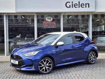Toyota Yaris 1.5 Hybrid Style Bi-Tone | 17 inch, Stoelverwar beschikbaar voor biedingen
