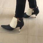 Chanel luxe enkellaarsjes wit/zwart soepel leer ORIGINELE, Verzenden, Wit, Lage of Enkellaarzen, Zo goed als nieuw