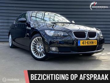 BMW 3-serie Coupé 320i Executive / XENON / TREKHAAK / NAVI beschikbaar voor biedingen