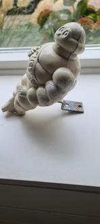 Michelin popje, Ophalen