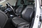 Volkswagen Golf 1.2 TSI Highline | Automaat | Camera | Trekh, Euro 5, Gebruikt, Zwart, 4 cilinders
