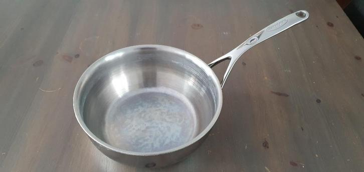 Demeyere Atlantis sauspan ø 24 cm rvs, Huis en Inrichting, Keuken | Potten en Pannen, Zo goed als nieuw, Rvs, Inductieplaat, Keramische plaat