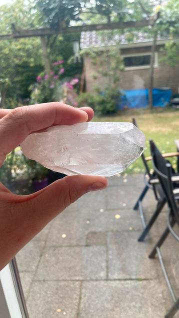 Bergkristal Q | 8x4x3 cm | 110 gram beschikbaar voor biedingen