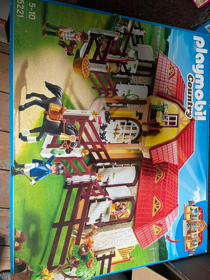 Playmobil paardenstal (5221), Kinderen en Baby's, Speelgoed | Playmobil, Zo goed als nieuw, Ophalen of Verzenden
