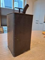 Vintage Esso Oliekan 1949, Ophalen