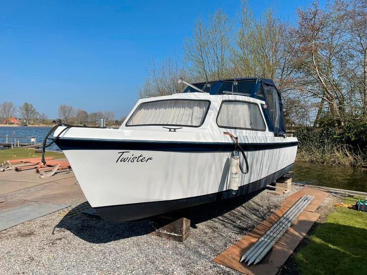 Onedin650  volvo penta inboard diesel  plezier/karper vissen, Watersport en Boten, Motorboten en Motorjachten, Zo goed als nieuw