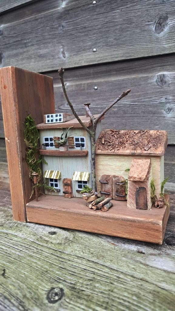 Houten Boekensteun met Huisjes Decoratie, Ophalen of Verzenden, Gebruikt