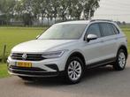 Volkswagen TIGUAN 1.5TSI Life Met ECC I NAVIG I CAMERA I LED, Voorwielaandrijving, LED verlichting, Euro 6, 4 cilinders