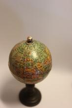 antieke  kleine globe rond 1900, Antiek en Kunst, Ophalen of Verzenden