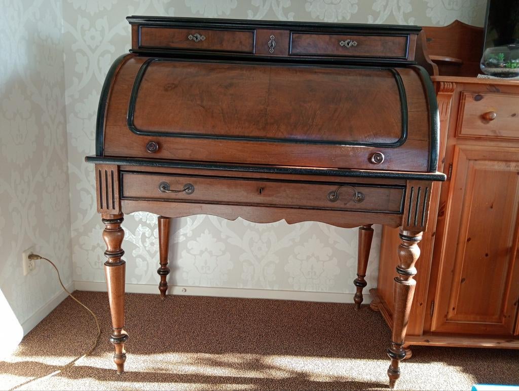 Cilinder bureau,hoogte 1.25 m, breedte 1.10m en diepte 73, Ophalen of Verzenden