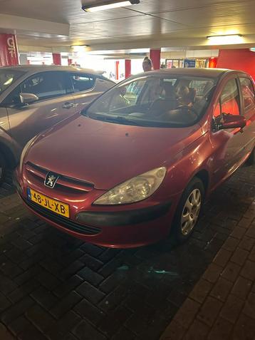 Peugeot 307 compleet of voor onderdelen beschikbaar voor biedingen