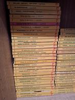 Vintage Witte raven pockets, Ophalen of Verzenden, Gelezen