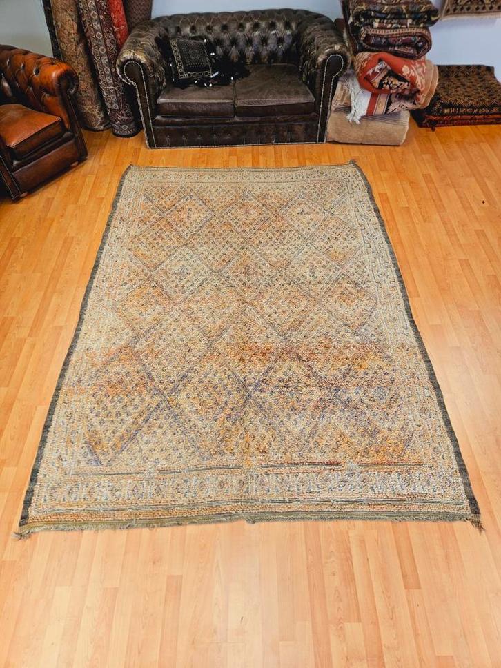 OPRUIMACTIE! Handgeknoopt Berber Tapijt. Prachtige kleuren!, Huis en Inrichting, Stoffering | Tapijten en Kleden, Zo goed als nieuw