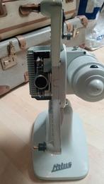 Nilus Filmprojector 1950 - Serienummer 000033, Audio, Tv en Foto, Diaprojectors, Ophalen of Verzenden
