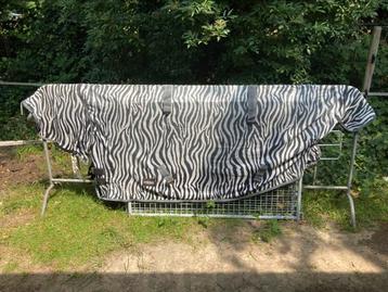 Vliegendeken zebradeken 1.90 cm met vaste hals beschikbaar voor biedingen
