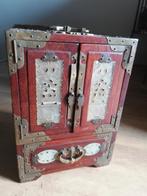 Brocante Indonesisch sieradenkastje, Antiek en Kunst, Antiek | Meubels | Kasten, Ophalen of Verzenden