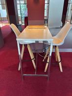 Bartafel met 2 krukken, Ophalen, Gebruikt, Inclusief barstoelen