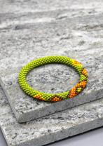 Glaskralen armband - groen en oranje - RB100, Overige materialen, Verzenden, Nieuw, Nepalhandwerk.nl