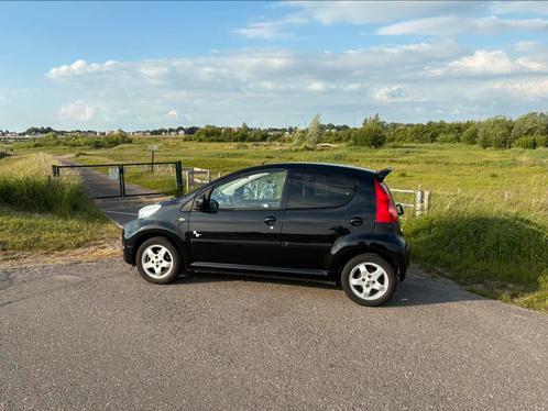 Peugeot 107 5DR 2012 WEINIG KM AIRCO-Elec.Ramen-BlackSilver, Auto's, Peugeot, Particulier, ABS, Airbags, Airconditioning, Centrale vergrendeling