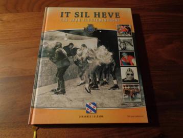IT SIL HEVE 100 jaar elfstedentocht beschikbaar voor biedingen