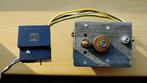 Dual am 203 pickup drive motor platenspeler motor aandrijvin, Ophalen of Verzenden, Zo goed als nieuw, Platenspeler-onderdeel