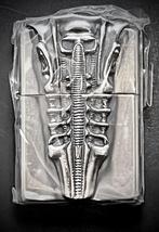 Gesigneerde Limited Edition Zippo HR Giger Landscape, Ophalen of Verzenden