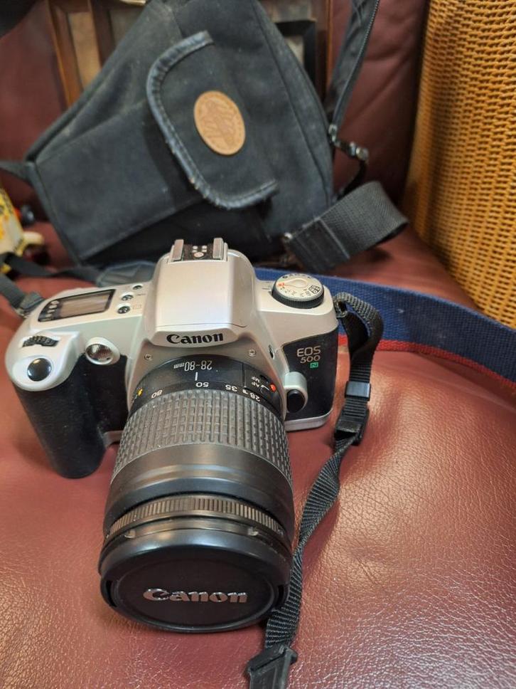 Canon EOS 500 Spiegelreflexcamera, Audio, Tv en Foto, Fotocamera's Analoog, Gebruikt, Spiegelreflex, Canon, Ophalen of Verzenden