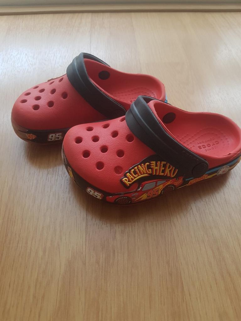 Crocs maat 22/23, Crocs, Ophalen of Verzenden, Jongetje, Gebruikt