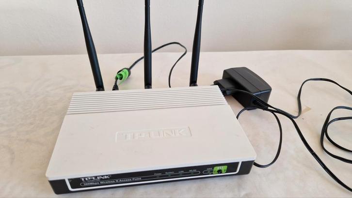 TP-LINK 300Mbps Wireless N acces Point, Computers en Software, Routers en Modems, Gebruikt, Router, Ophalen of Verzenden