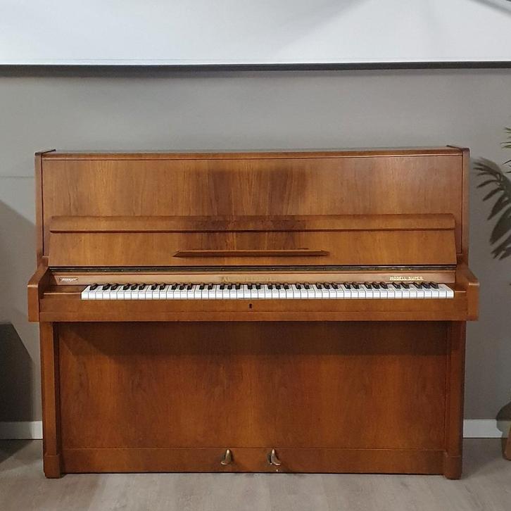 Piano August Förster Lobau 118 | Model Super, Muziek en Instrumenten, Piano's, Gebruikt, Piano, Bruin, Ophalen
