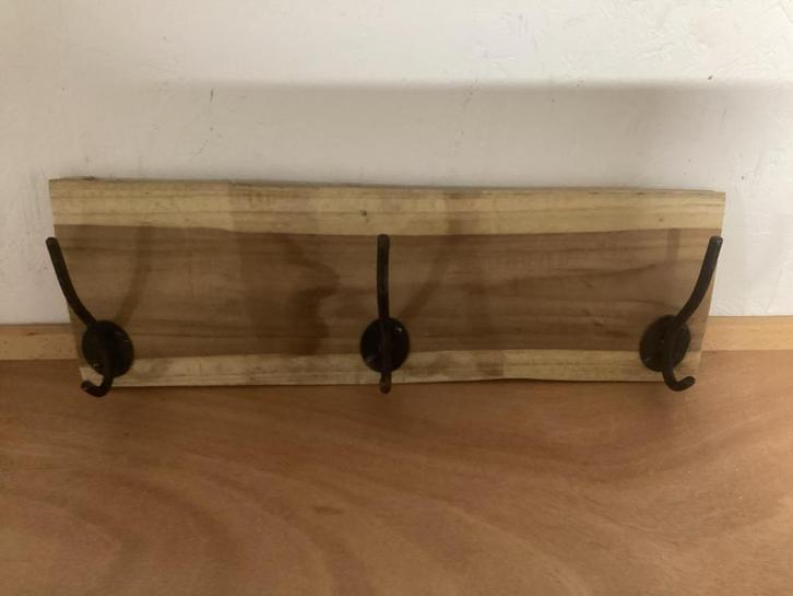 Houten wandkapstok met metalen haken, Huis en Inrichting, Woonaccessoires | Kapstokken, Gebruikt, Wandkapstok, Minder dan 100 cm