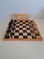 Groot houten Schaakspel  - damspel, Hobby en Vrije tijd, Gezelschapsspellen | Bordspellen, Ophalen of Verzenden, Zo goed als nieuw