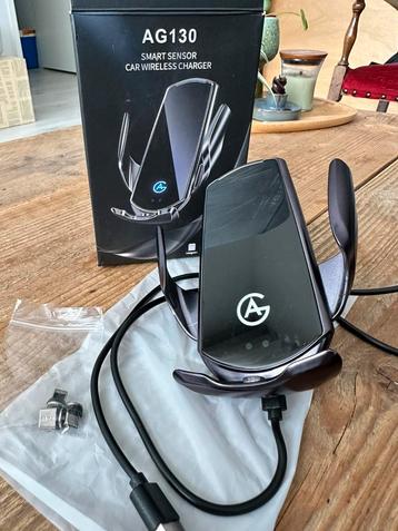 AG130 auto telefoonhouder met oplader beschikbaar voor biedingen