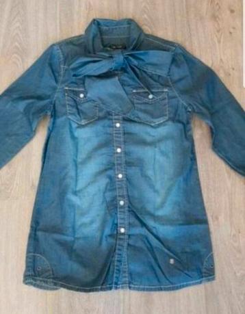 Nieuwe aparte spijkerblouse van Geisha,
maat S  beschikbaar voor biedingen