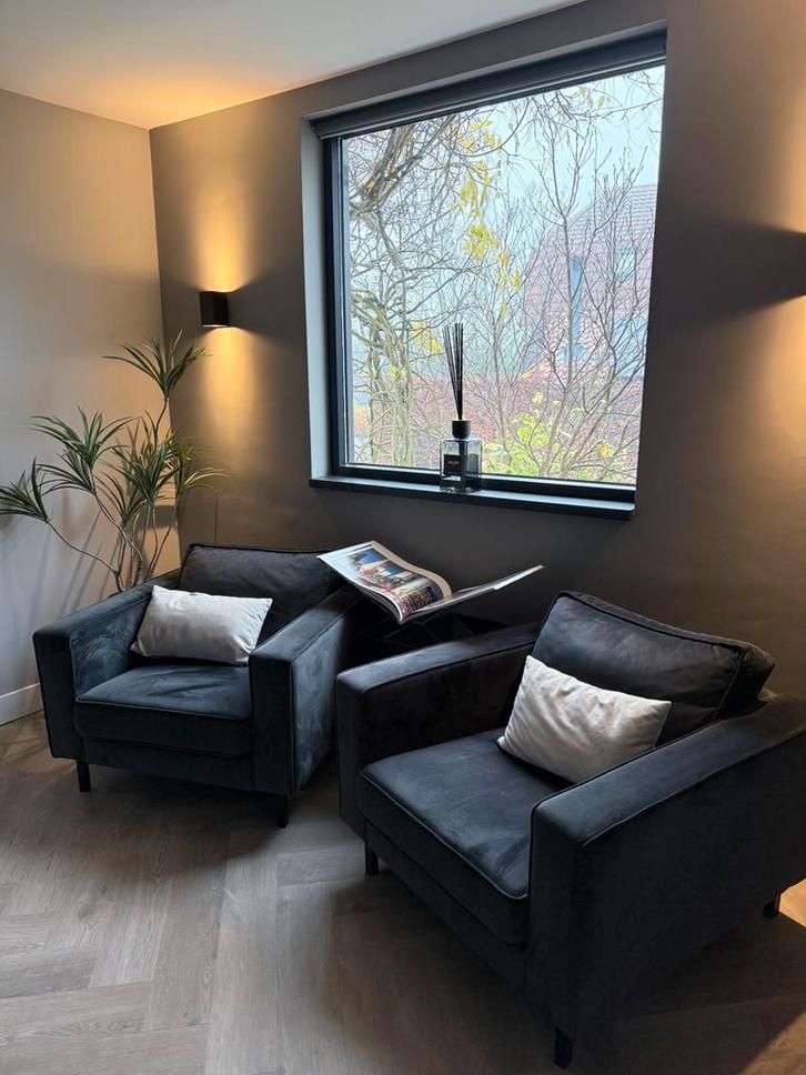 Zwarte velours fauteuils, Huis en Inrichting, Fauteuils, Zo goed als nieuw, Stof, 50 tot 75 cm, Minder dan 75 cm, Ophalen