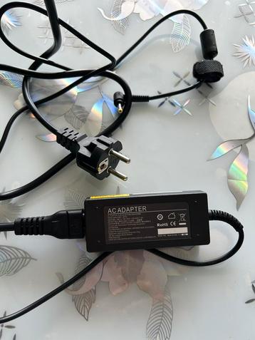 AC adapter beschikbaar voor biedingen