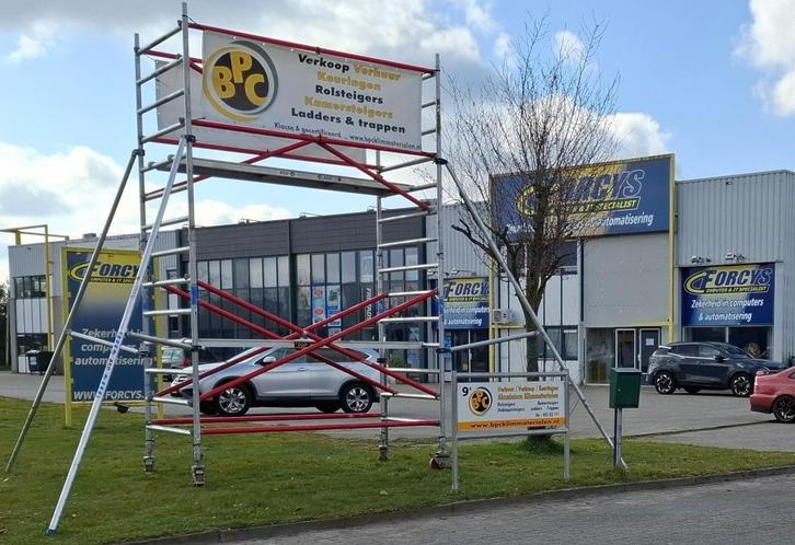 Rolsteiger huren Coevorden, kamersteiger huren, Ladder huren, Doe-het-zelf en Verbouw, Steigers, Zo goed als nieuw, Rolsteiger of Kamersteiger