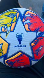 Champions league finale bal 2024 nieuw, Eén persoon