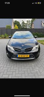 Toyota Auris 1.8 Full Hybrid 5DR CVT 2013 Zwart, 65 €/maand, Metallic lak, Zwart, 4 cilinders