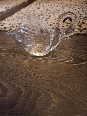 Glazen Zwaan Decoratie beschikbaar voor biedingen