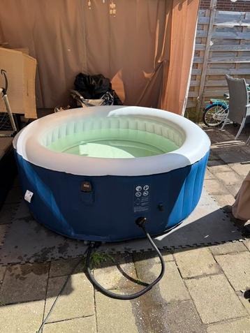 Jacuzzi mspa lite voor 4 personen,let op! Lees beschrijving  beschikbaar voor biedingen