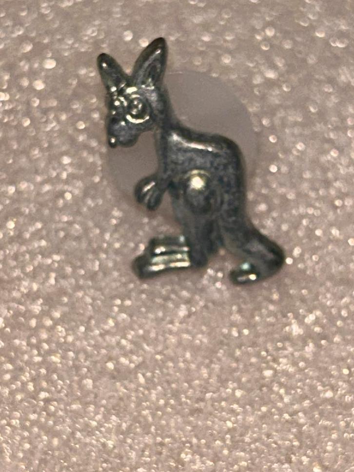 Kangaroo 2, Verzamelen, Speldjes, Pins en Buttons, Zo goed als nieuw, Speldje of Pin, Dier of Natuur, Ophalen of Verzenden