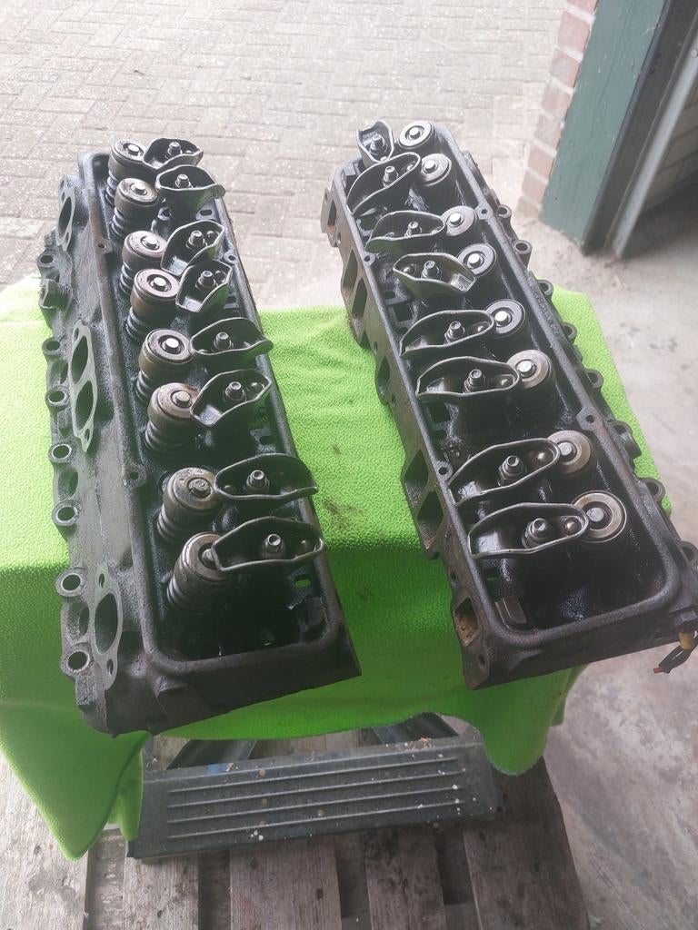 Nette cilinderkoppen Chevrolet smallblock, Auto-onderdelen, Motor en Toebehoren, Ophalen